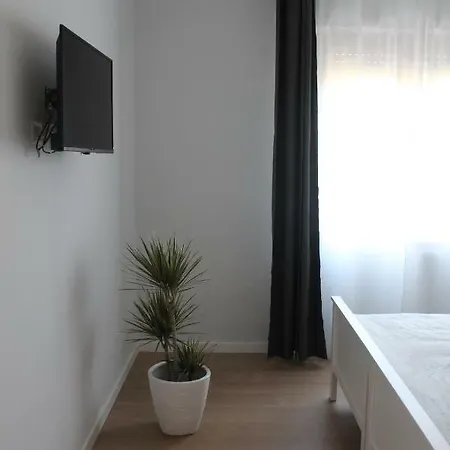 Affitacamere Jil Гостевой дом *